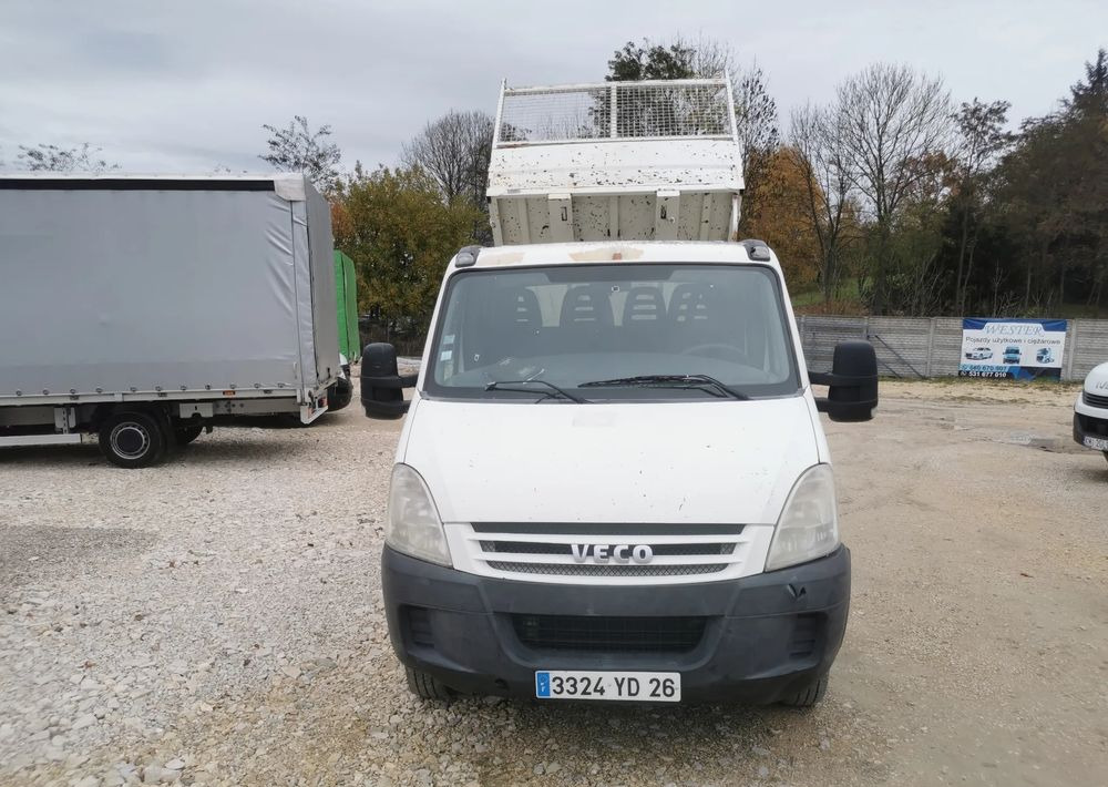 قلاب صغير Iveco Daily 35C15 Brygadówka 3.0 - 150KM wywrotka Klimatyzacja Dubel hak kiper doka: صور 7 قلاب صغير Iveco Daily 35C15 Brygadówka 3.0 - 150KM wywrotka Klimatyzacja Dubel hak kiper doka: صور 7