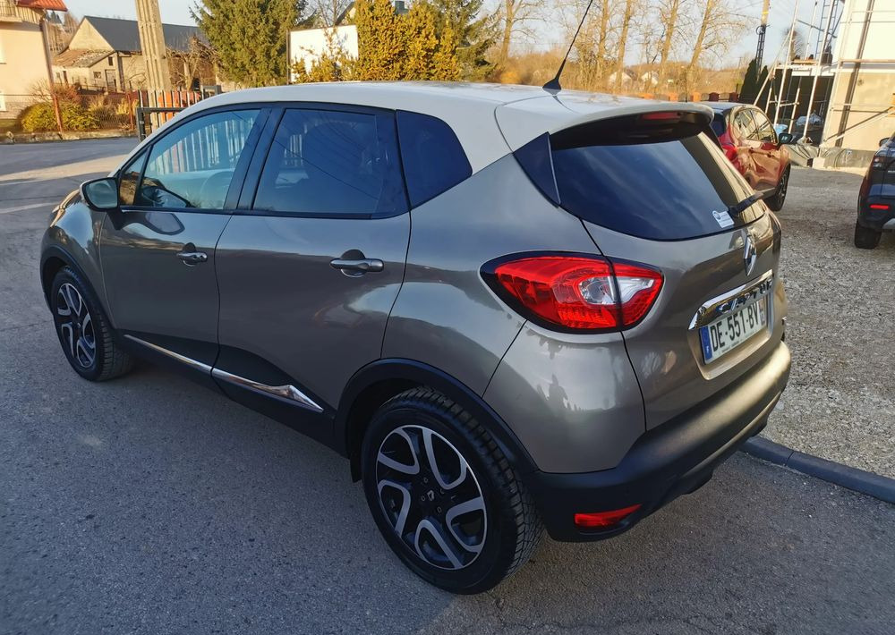 Renault Captur 0.9 Energy TCe Intens - سيارة دفع رباعي: صور 5 Renault Captur 0.9 Energy TCe Intens - سيارة دفع رباعي: صور 5