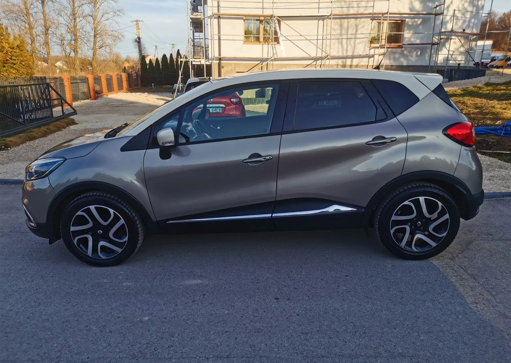 Renault Captur 0.9 Energy TCe Intens - سيارة دفع رباعي: صور 4 Renault Captur 0.9 Energy TCe Intens - سيارة دفع رباعي: صور 4