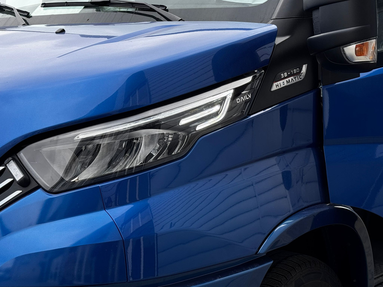 IVECO Daily 35S18HA8/P - الشاحنات الصغيرة: صور 3 IVECO Daily 35S18HA8/P - الشاحنات الصغيرة: صور 3
