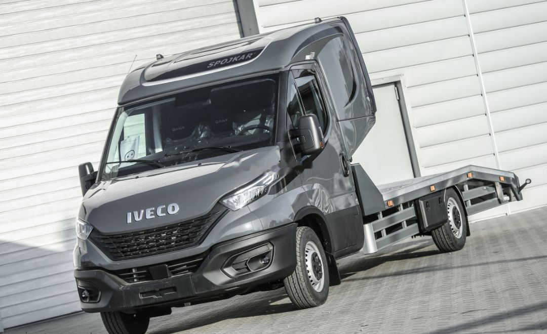 IVECO Daily - سيارة السحب للتصليح: صور 3 IVECO Daily - سيارة السحب للتصليح: صور 3