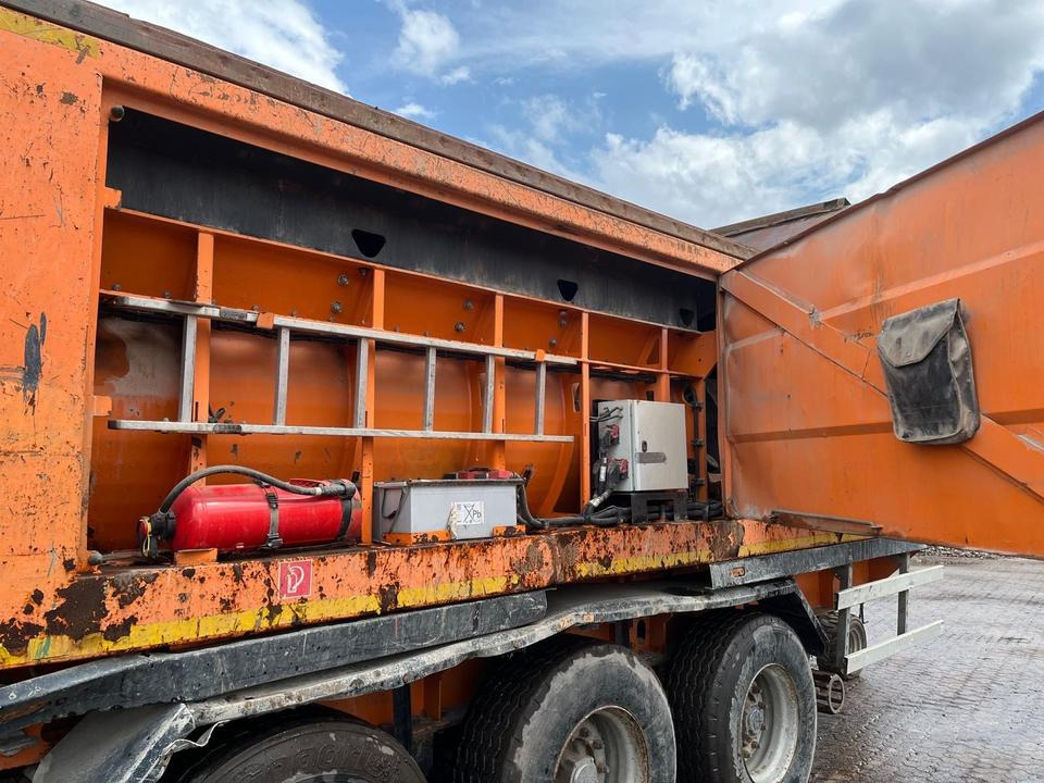 Doppstadt DW 3060 F BJ 2016 einer der letzten Büffel - آلة تمزيق صناعية: صور 4 Doppstadt DW 3060 F BJ 2016 einer der letzten Büffel - آلة تمزيق صناعية: صور 4