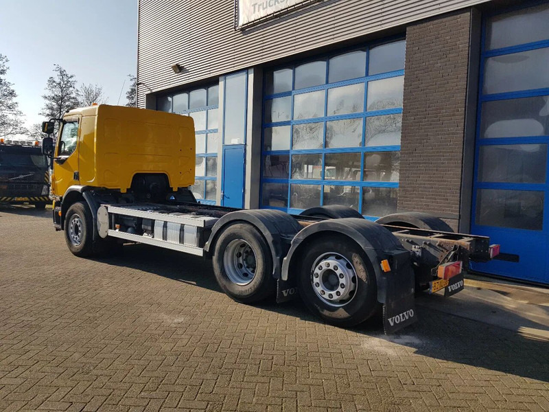 Volvo FE 300 EEV 6X2 Retarder Pto 234.000 KM TÜV - الشاسيه شاحنة: صور 4 Volvo FE 300 EEV 6X2 Retarder Pto 234.000 KM TÜV - الشاسيه شاحنة: صور 4