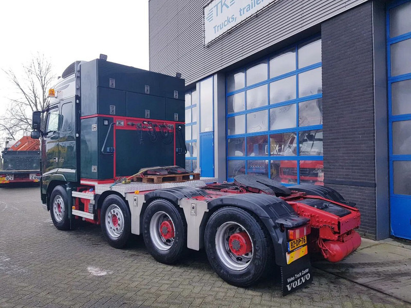 Volvo FH 16.700 8x4 140 ton Retarder - شاحنة جرار: صور 4 Volvo FH 16.700 8x4 140 ton Retarder - شاحنة جرار: صور 4