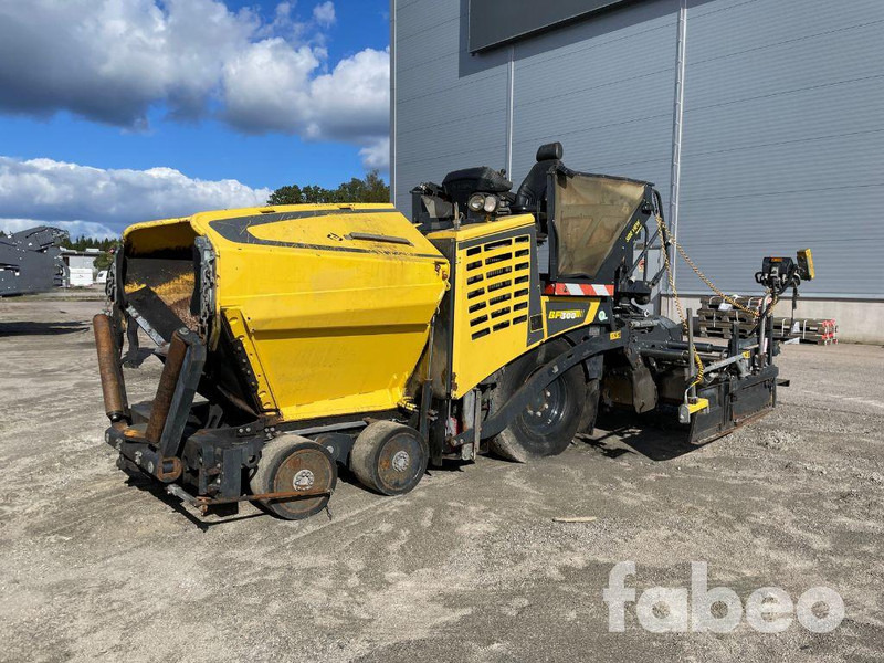 Bomag BF300 P-2 - العامل بالقار: صور 1 Bomag BF300 P-2 - العامل بالقار: صور 1
