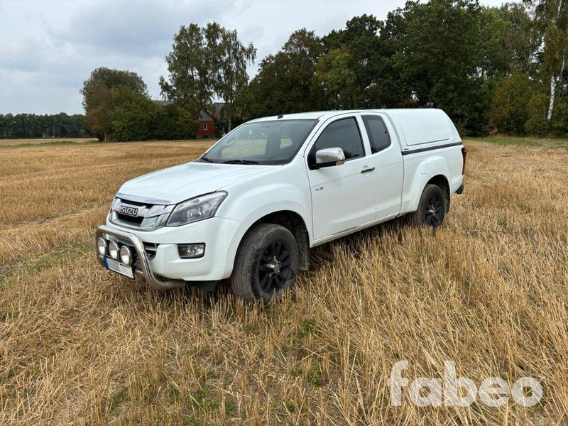 Isuzu D-max Space Cab 2.5 4WD Automatic - سيارة: صور 1 Isuzu D-max Space Cab 2.5 4WD Automatic - سيارة: صور 1