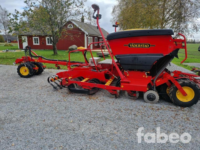 Vaderstad Rapid RD 400C - الة بذر: صور 1 Vaderstad Rapid RD 400C - الة بذر: صور 1