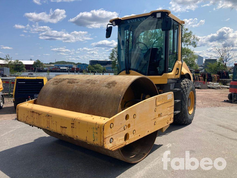 Volvo SD135 - مدحلة: صور 1 Volvo SD135 - مدحلة: صور 1