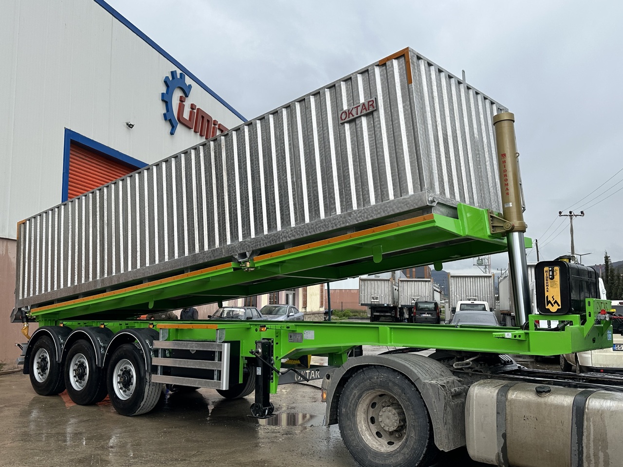 جديد نصف مقطورة صهريج OKTAR TREYLER 2025: صور 13