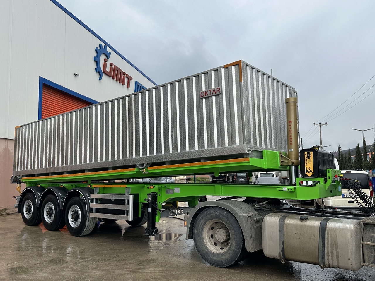 جديد نصف مقطورة صهريج OKTAR TREYLER 2025: صور 12