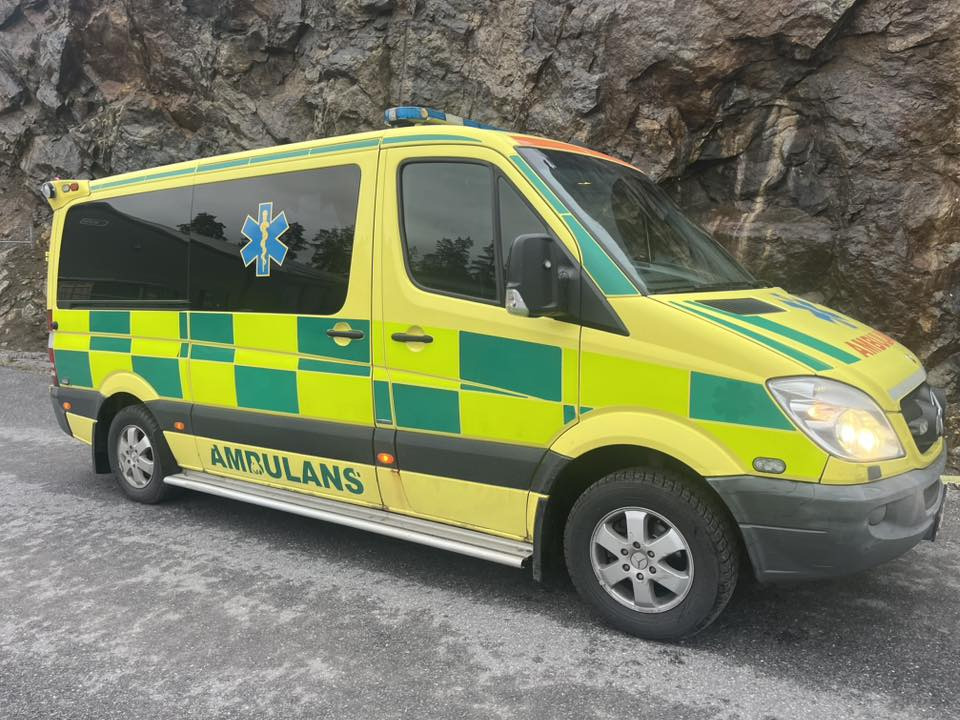 MERCEDES-BENZ Sprinter 316 NGT - سيارة إسعاف: صور 4 MERCEDES-BENZ Sprinter 316 NGT - سيارة إسعاف: صور 4