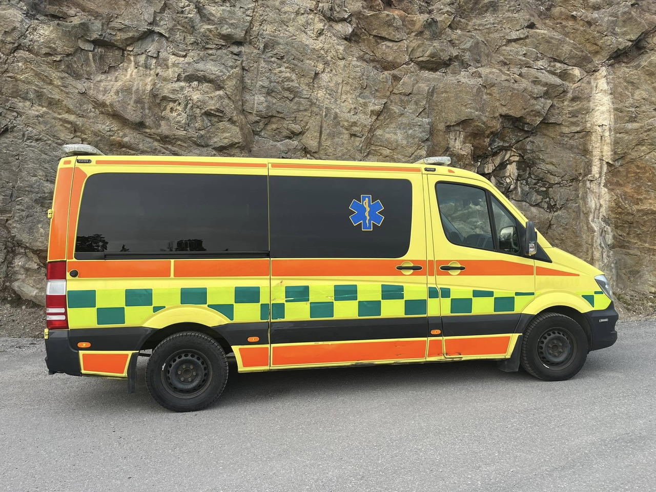 Mercedes-Benz Sprinter 319 - AMBULANCE / Krankenwagen / Швидка допомога - سيارة إسعاف: صور 3 Mercedes-Benz Sprinter 319 - AMBULANCE / Krankenwagen / Швидка допомога - سيارة إسعاف: صور 3