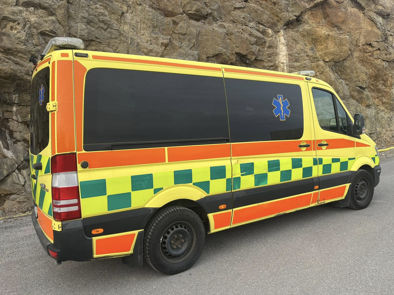 Mercedes-Benz Sprinter 319 - AMBULANCE / Krankenwagen / Швидка допомога - سيارة إسعاف: صور 5 Mercedes-Benz Sprinter 319 - AMBULANCE / Krankenwagen / Швидка допомога - سيارة إسعاف: صور 5