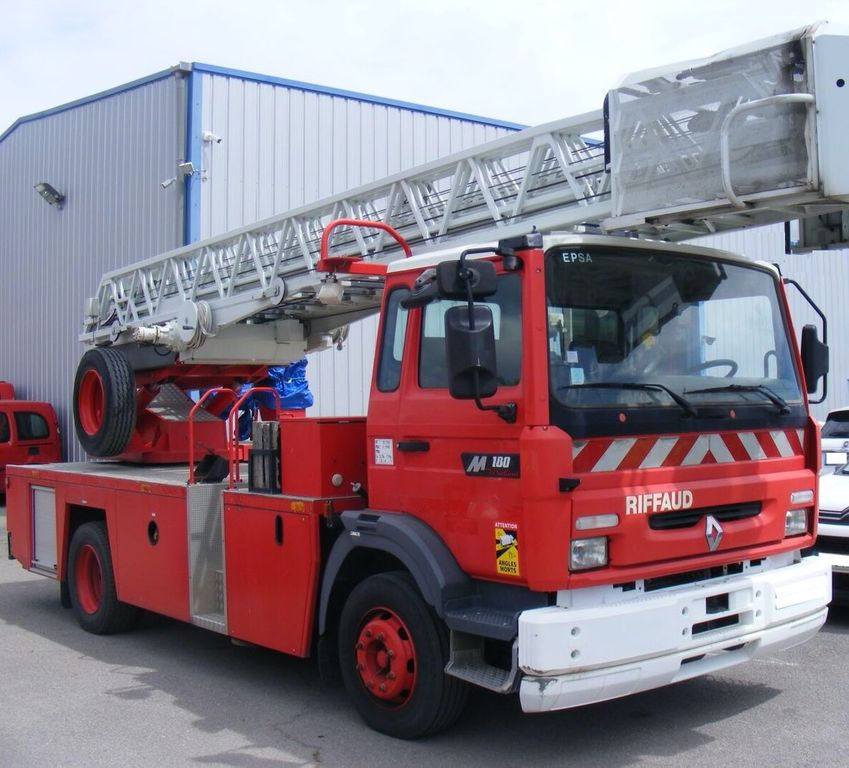 Renault Midliner M180 Drehleiter Feuerwehr EPSA23.5 1999 - مصاعد الازدهار محمولة على شاحنة: صور 2 Renault Midliner M180 Drehleiter Feuerwehr EPSA23.5 1999 - مصاعد الازدهار محمولة على شاحنة: صور 2
