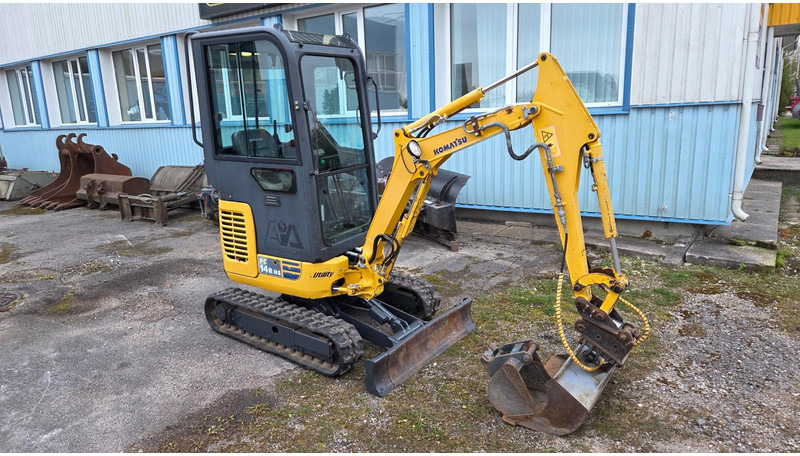 Komatsu PC14R - حفارة مصغرة: صور 2 Komatsu PC14R - حفارة مصغرة: صور 2