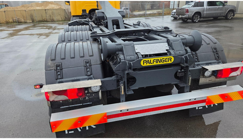 Scania P400 8X4*4 Retarder - شاحنة ذات الخطاف: صور 5 Scania P400 8X4*4 Retarder - شاحنة ذات الخطاف: صور 5