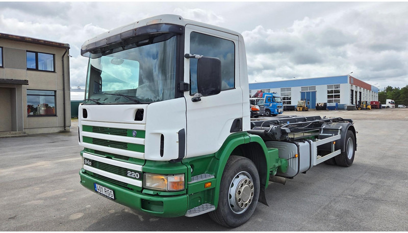 Scania P94 4X2 220 - شاحنة - نظام الكابلات: صور 1 Scania P94 4X2 220 - شاحنة - نظام الكابلات: صور 1
