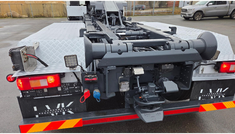 Volvo FH500 6X2 - شاحنة ذات الخطاف: صور 5 Volvo FH500 6X2 - شاحنة ذات الخطاف: صور 5