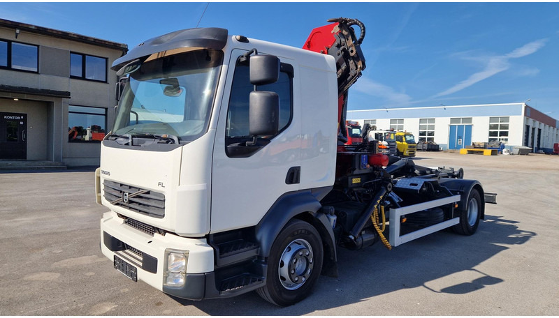 Volvo FL280 4X2 HMF 1560 + platform - شاحنة ذات الخطاف, شاحنة كرين: صور 5 Volvo FL280 4X2 HMF 1560 + platform - شاحنة ذات الخطاف, شاحنة كرين: صور 5