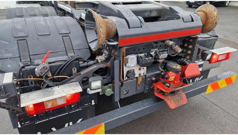 Volvo FM460 6X2*4 - شاحنة ذات الخطاف: صور 5 Volvo FM460 6X2*4 - شاحنة ذات الخطاف: صور 5
