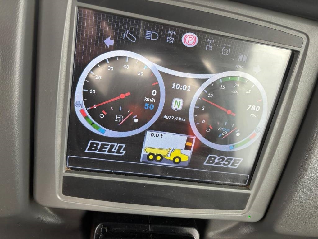 شاحنة مفصلية Bell B 25 E: صور 8