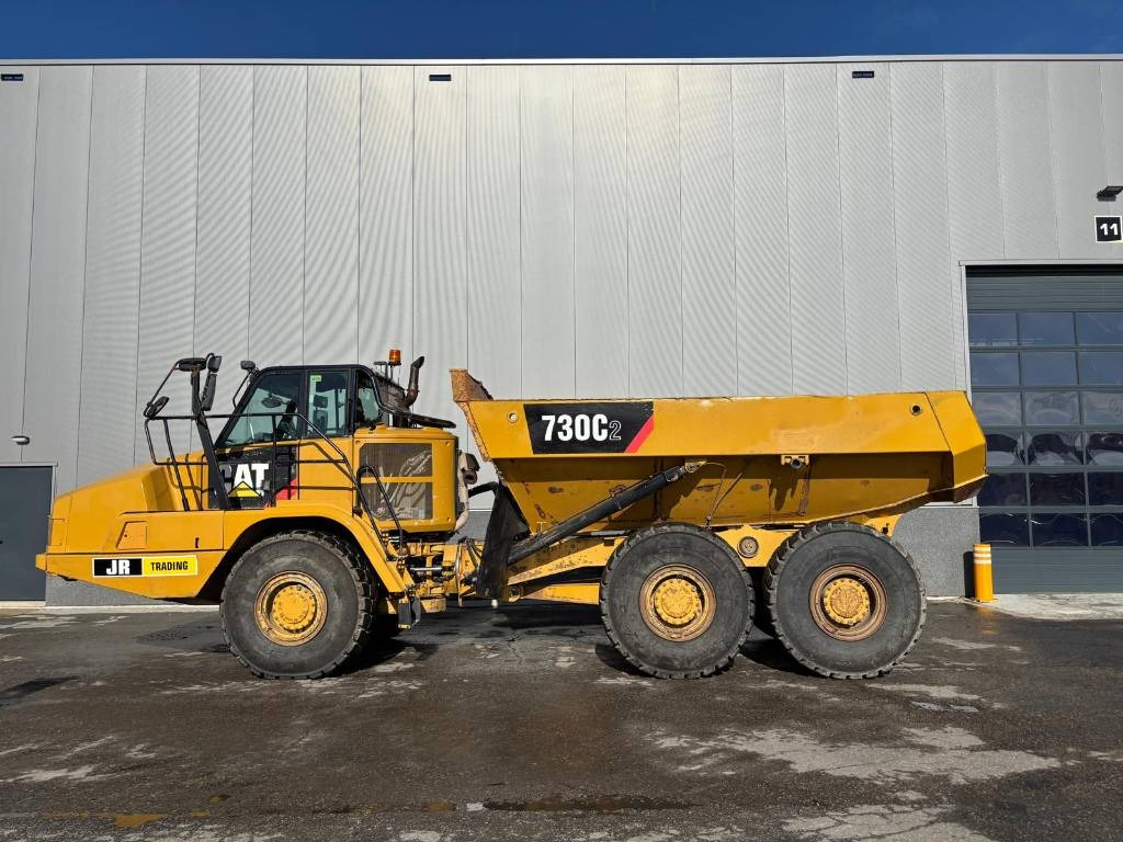CAT 730 C2 (Tailgate) - شاحنة مفصلية: صور 1 CAT 730 C2 (Tailgate) - شاحنة مفصلية: صور 1