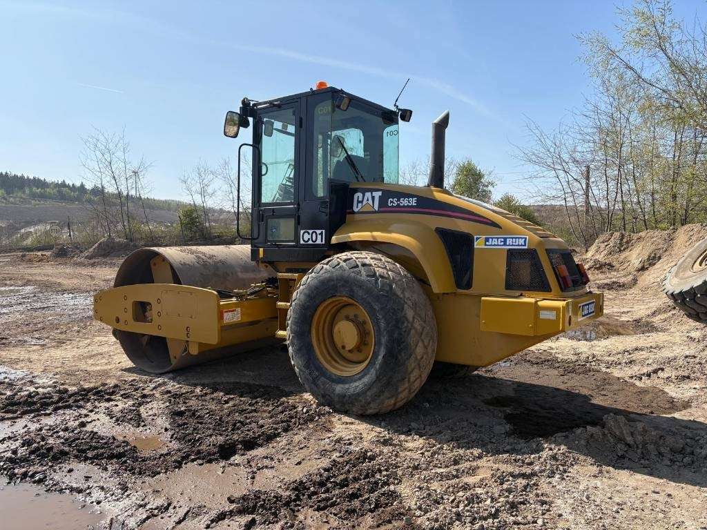 CAT CS 563 E - مدماج: صور 2 CAT CS 563 E - مدماج: صور 2