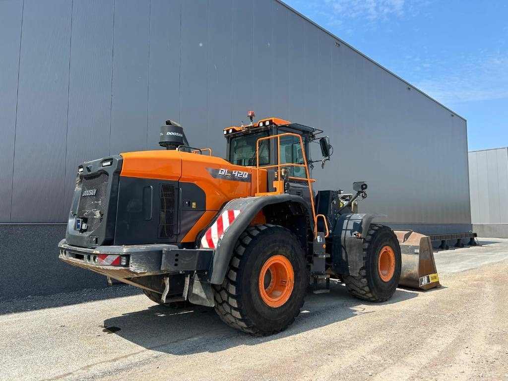 Doosan DL 420-7 (CDC) - اللودر بعجل: صور 5 Doosan DL 420-7 (CDC) - اللودر بعجل: صور 5