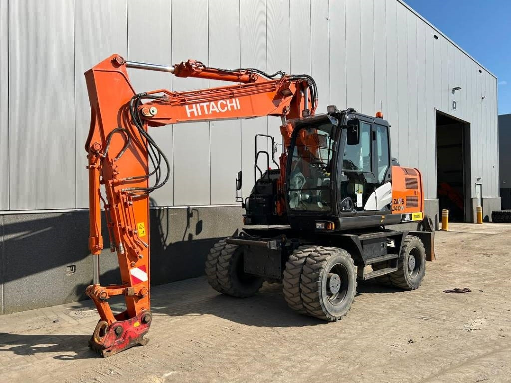 Hitachi ZX 140 W-5B - حفارة على عجلات: صور 2 Hitachi ZX 140 W-5B - حفارة على عجلات: صور 2