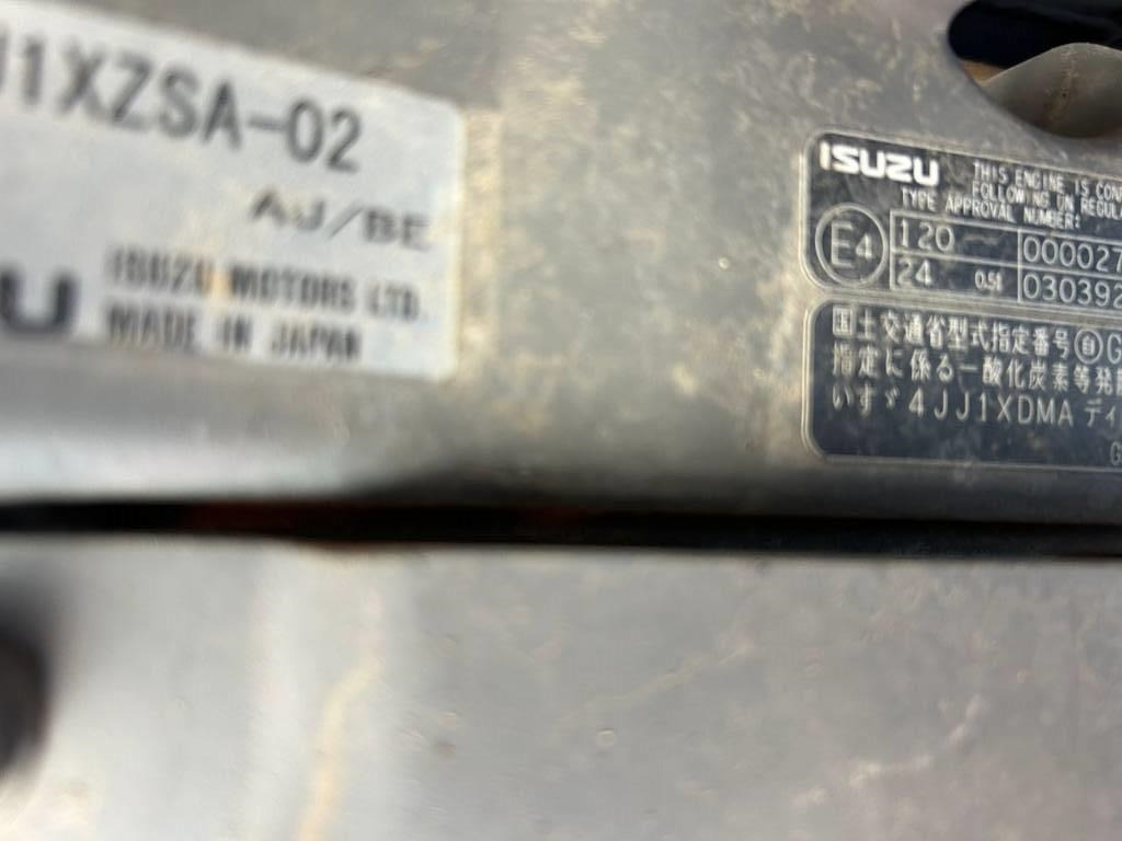 Hitachi ZX 140 W-5B  إيجار Hitachi ZX 140 W-5B: صور 20