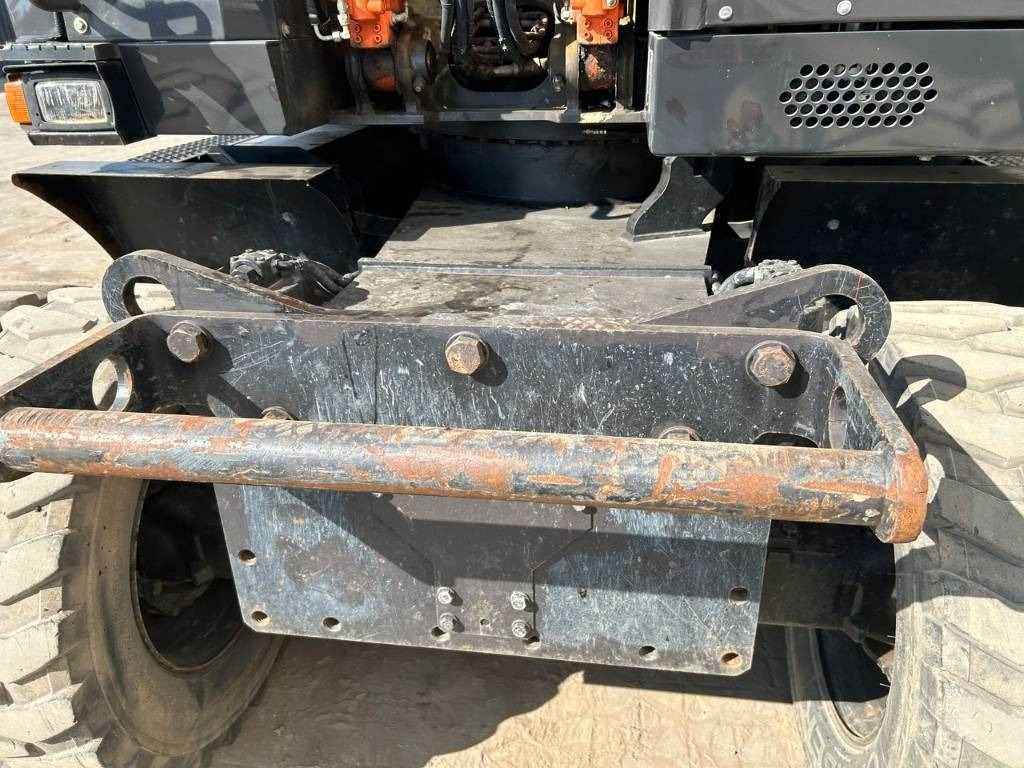 Hitachi ZX 140 W-5B  إيجار Hitachi ZX 140 W-5B: صور 33