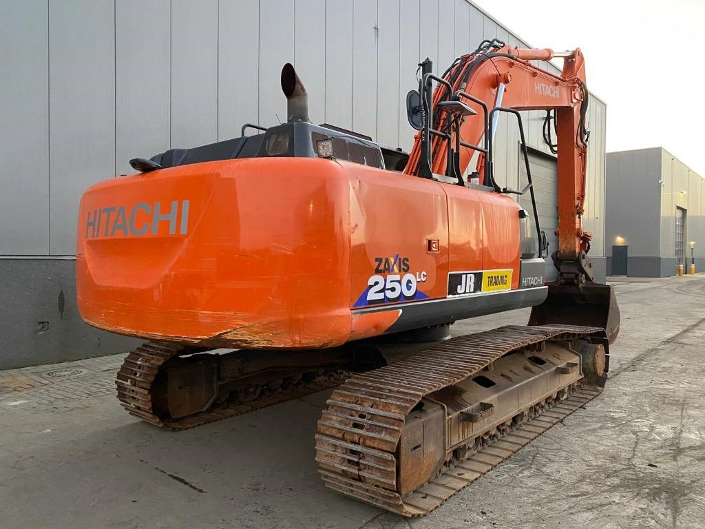 Hitachi ZX 250 LC-6 (GPS Prepared) - حفارات زحافة: صور 5 Hitachi ZX 250 LC-6 (GPS Prepared) - حفارات زحافة: صور 5