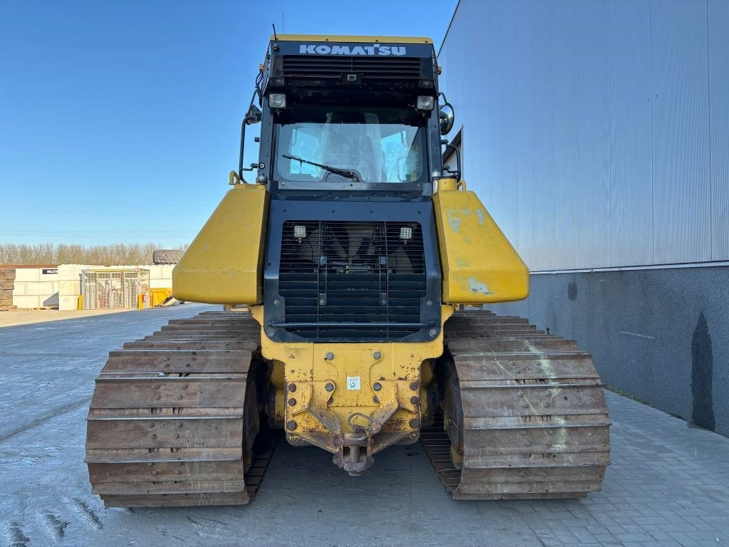 Komatsu D 61 PX-23 - بلدوزر: صور 3 Komatsu D 61 PX-23 - بلدوزر: صور 3
