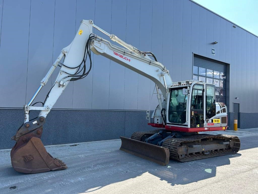 Takeuchi TB 2150 R - حفارات زحافة: صور 2 Takeuchi TB 2150 R - حفارات زحافة: صور 2