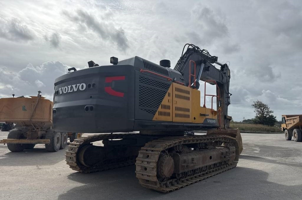 Volvo EC 750 EL - حفارات زحافة: صور 4 Volvo EC 750 EL - حفارات زحافة: صور 4