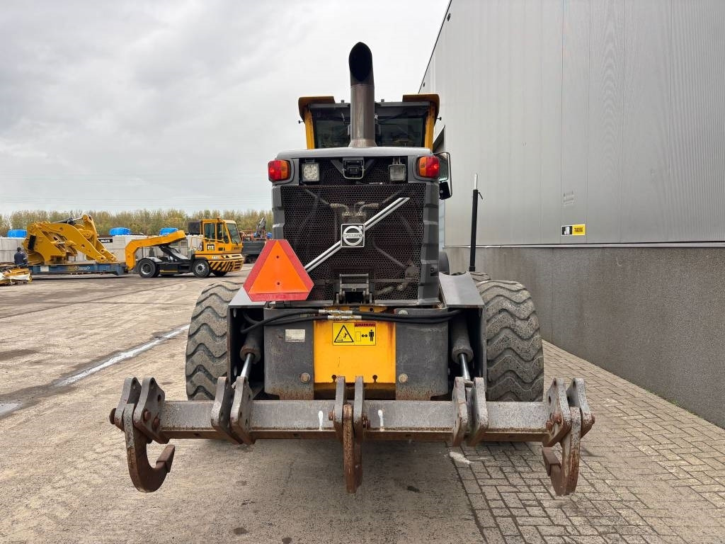 Volvo G 946 AWD (CE Certified / New Engine) - آلة تسوية الأرض: صور 4 Volvo G 946 AWD (CE Certified / New Engine) - آلة تسوية الأرض: صور 4