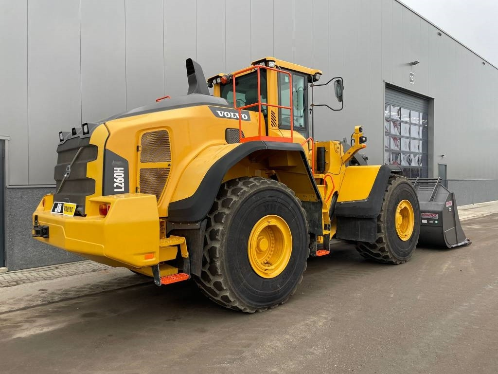 Volvo L 260 H - اللودر بعجل: صور 5 Volvo L 260 H - اللودر بعجل: صور 5