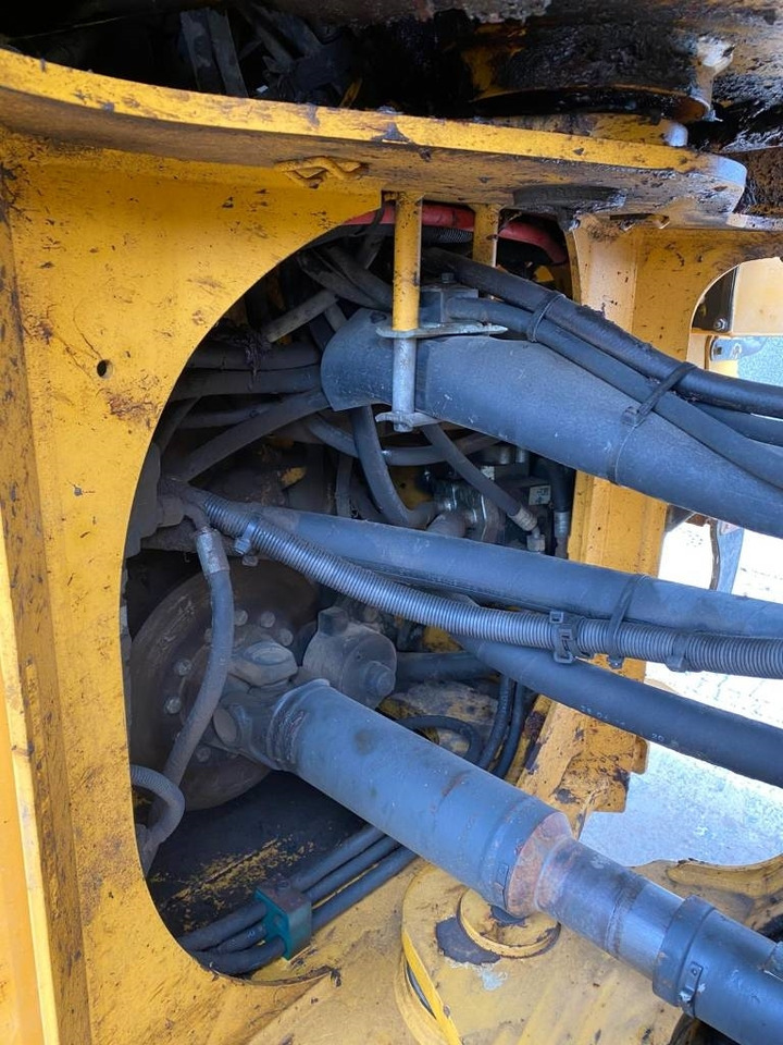 اللودر بعجل Volvo L 90 G: صور 34 اللودر بعجل Volvo L 90 G: صور 34