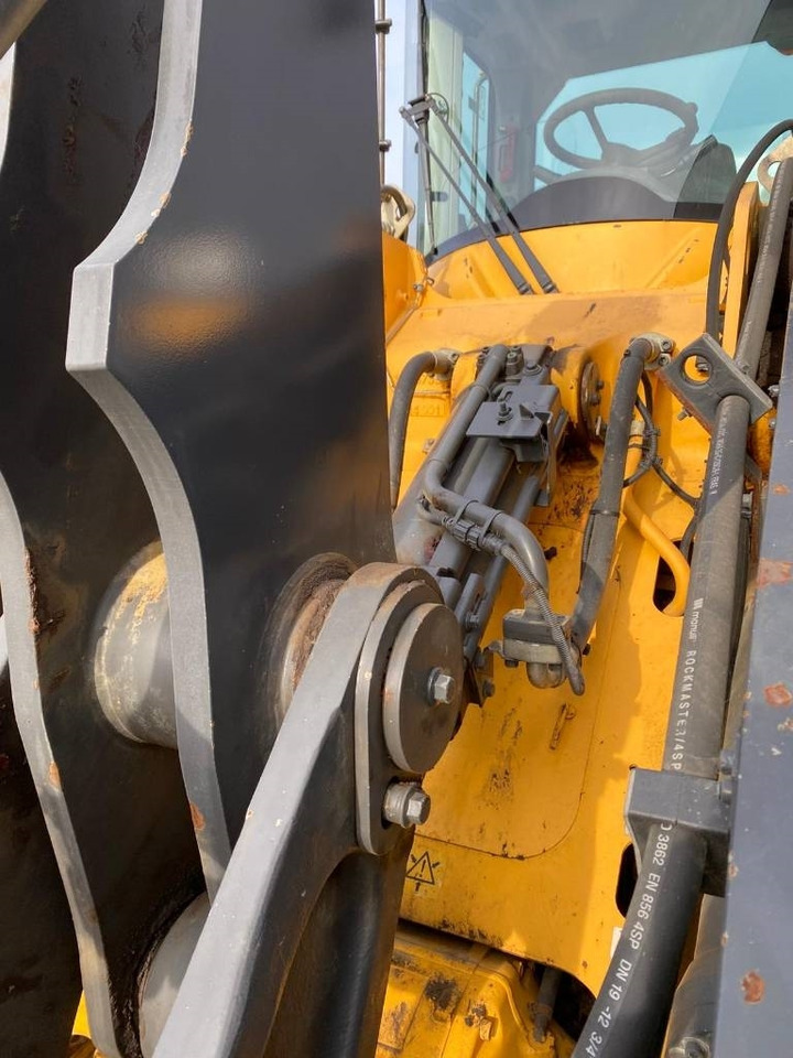 اللودر بعجل Volvo L 90 G: صور 25 اللودر بعجل Volvo L 90 G: صور 25