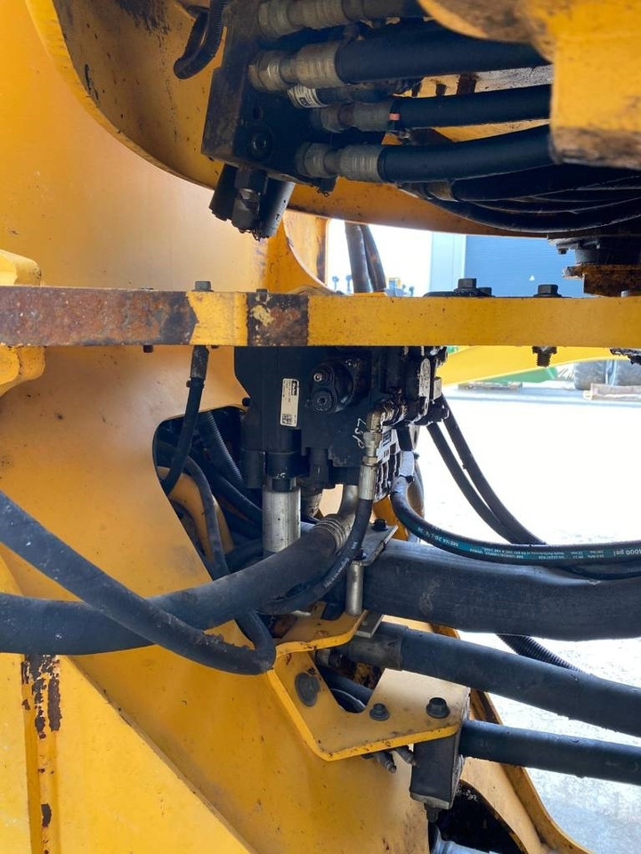 اللودر بعجل Volvo L 90 G: صور 33 اللودر بعجل Volvo L 90 G: صور 33