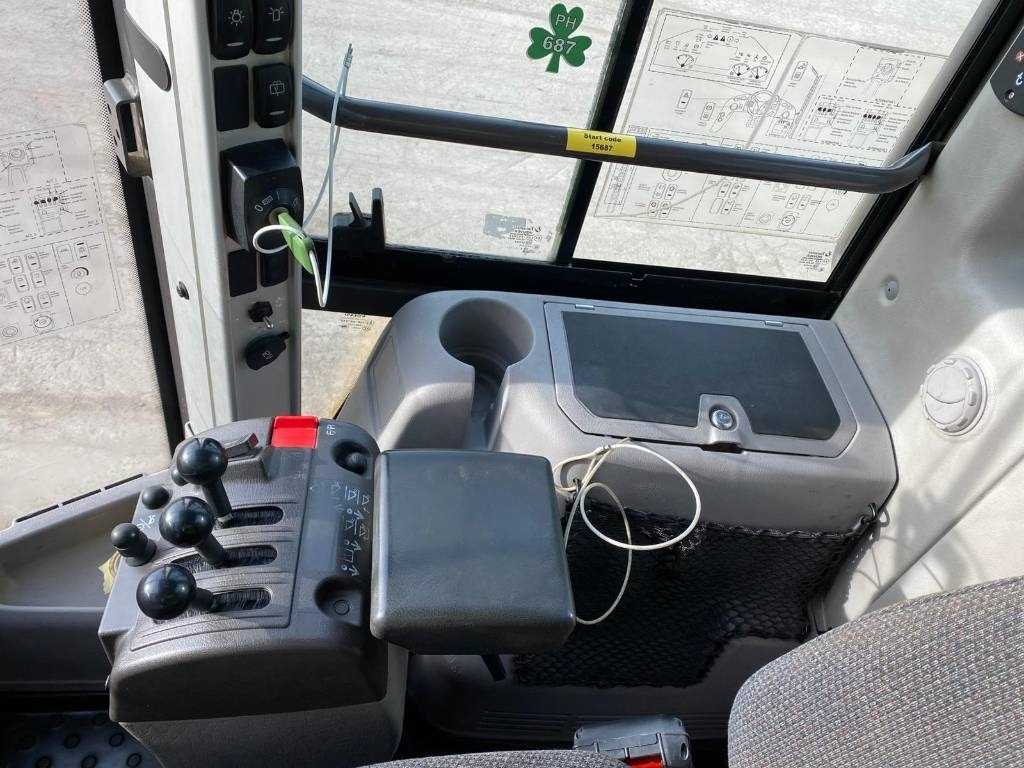 اللودر بعجل Volvo L 90 G: صور 13 اللودر بعجل Volvo L 90 G: صور 13