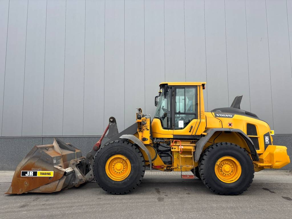 Volvo L 90 H (High tip + New tires) - اللودر بعجل: صور 1 Volvo L 90 H (High tip + New tires) - اللودر بعجل: صور 1