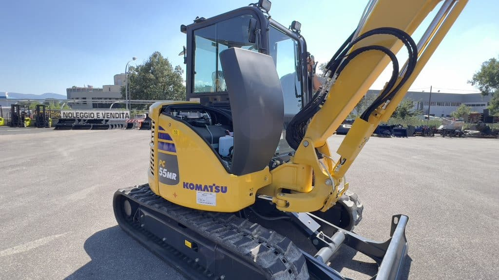 Komatsu PC55MR-5 - حفارة مصغرة: صور 2 Komatsu PC55MR-5 - حفارة مصغرة: صور 2