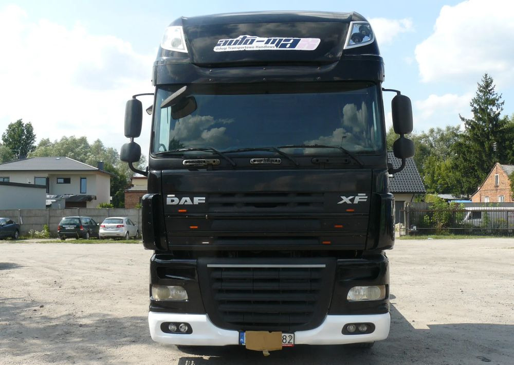 DAF XF105 460 - شاحنة جرار: صور 1 DAF XF105 460 - شاحنة جرار: صور 1