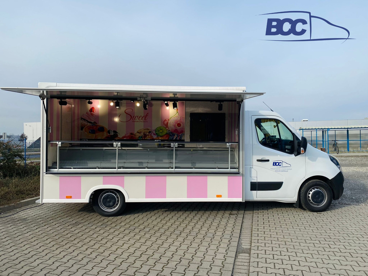 BCC POLSKA - FOOD TRUCK - MOBILNA LODZIARNIA, PEUGEOT BOXER - شاحنات طعام: صور 1 BCC POLSKA - FOOD TRUCK - MOBILNA LODZIARNIA, PEUGEOT BOXER - شاحنات طعام: صور 1