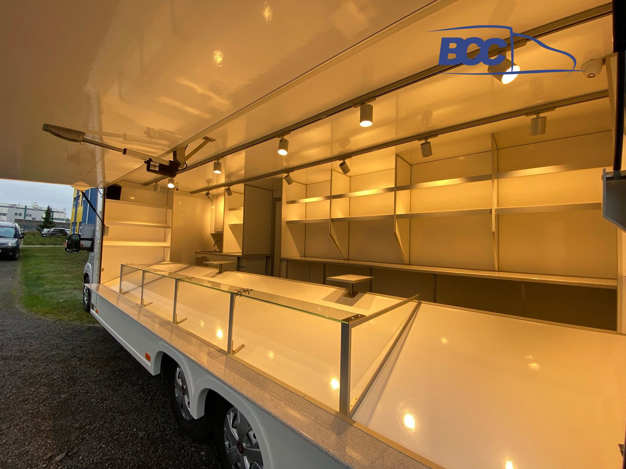BCC POLSKA - FOOD TRUCK - MOBILNY SKLEP SPOŻYWCZY, AUTO SKLEP SPOŻYWCZY - PEUGEOT BOXER - شاحنات طعام: صور 2 BCC POLSKA - FOOD TRUCK - MOBILNY SKLEP SPOŻYWCZY, AUTO SKLEP SPOŻYWCZY - PEUGEOT BOXER - شاحنات طعام: صور 2