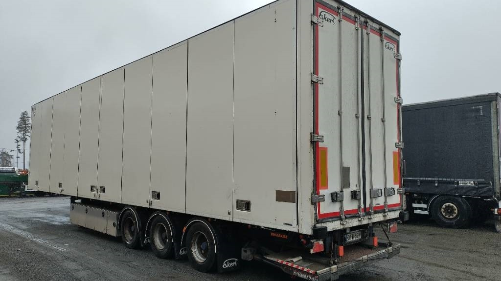 Ekeri Kokosivuauk.sisäkork 3,05 Thermoking 2 taso - مبردة نصف مقطورة: صور 2 Ekeri Kokosivuauk.sisäkork 3,05 Thermoking 2 taso - مبردة نصف مقطورة: صور 2