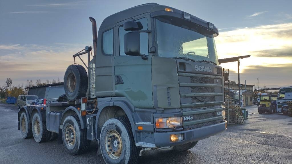 Scania R144 530 8x4 RASKASVETURI - شاحنة جرار: صور 1 Scania R144 530 8x4 RASKASVETURI - شاحنة جرار: صور 1