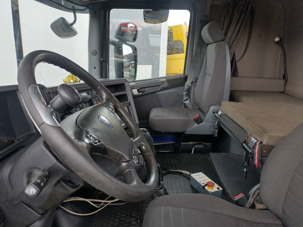 Scania R500 6x2 Tam koukkulaite, rautajouset,manuaali - شاحنة ذات الخطاف: صور 4 Scania R500 6x2 Tam koukkulaite, rautajouset,manuaali - شاحنة ذات الخطاف: صور 4