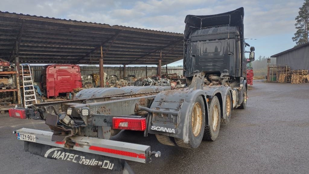 Scania R580 8x2 täysilma alusta,8m runko  - الشاسيه شاحنة: صور 3 Scania R580 8x2 täysilma alusta,8m runko  - الشاسيه شاحنة: صور 3